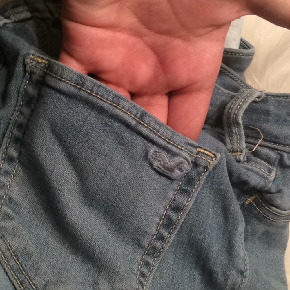 LOW RISE “HOLLISTER”JEANS - Picture 4 of 4